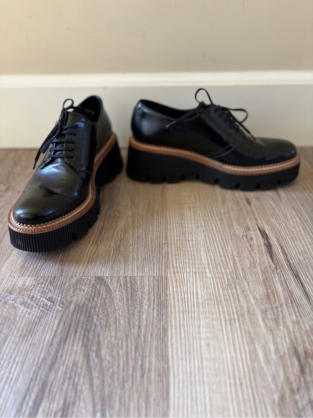 Freda Salvador Bobbie Platform Lace Up Oxford in Black Spazzolato - Picture 6 of 9